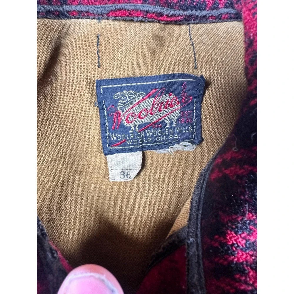 Vintage‎ Woolrich Woolen Mills Mackinaw Jacket Mens 36 Red Plaid Pockets Outdoor